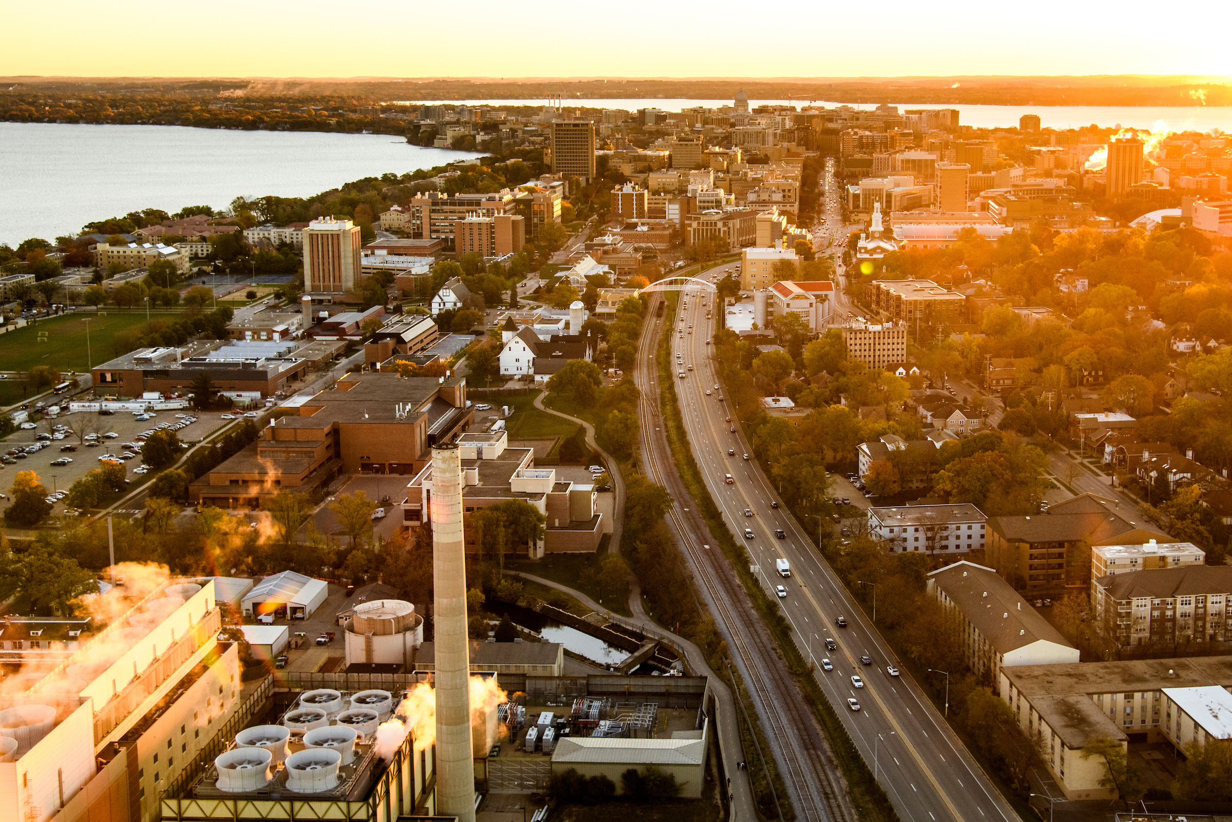 Aerial view of the isthmus.